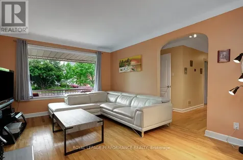 102 Donald Street Ottawa ON K1K 1N2