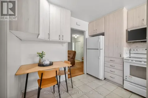 619 Blanchard Crescent Ottawa ON K1V 7B7