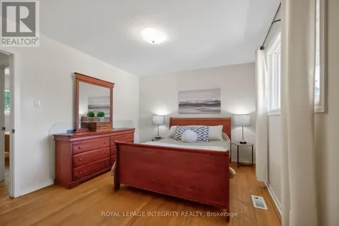 619 Blanchard Crescent Ottawa ON K1V 7B7