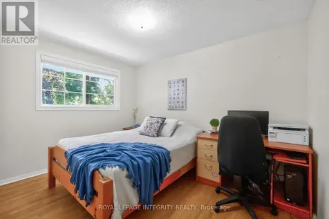 619 Blanchard Crescent Ottawa ON K1V 7B7