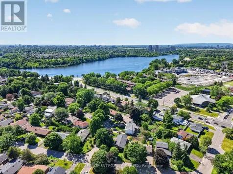 619 Blanchard Crescent Ottawa ON K1V 7B7