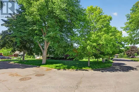 619 Blanchard Crescent Ottawa ON K1V 7B7