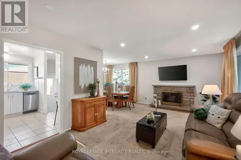 619 Blanchard Crescent Ottawa ON K1V 7B7
