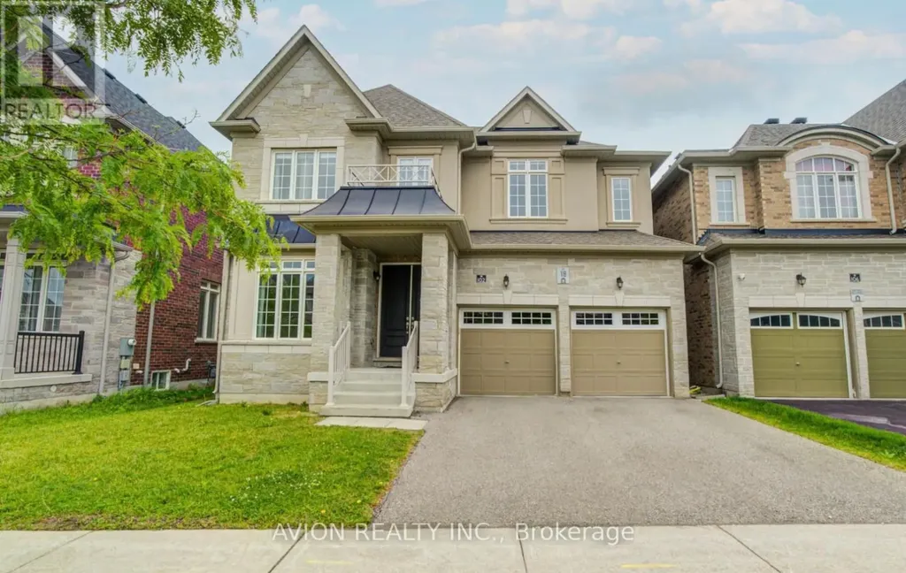 102 Joseph Hartman Crescent Aurora ON L4G 7C4