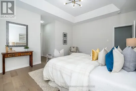 49 Walter Clifford Nesbitt Drive Whitby ON L1P 0G5