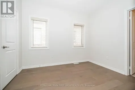 49 Walter Clifford Nesbitt Drive Whitby ON L1P 0G5