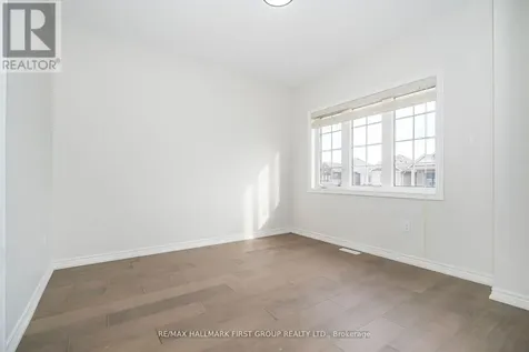 49 Walter Clifford Nesbitt Drive Whitby ON L1P 0G5