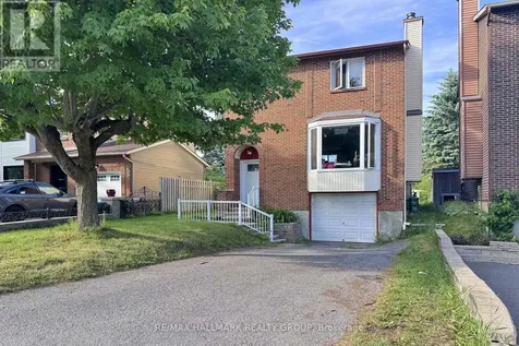 13 Coolspring Crescent Ottawa ON K2E 7M7