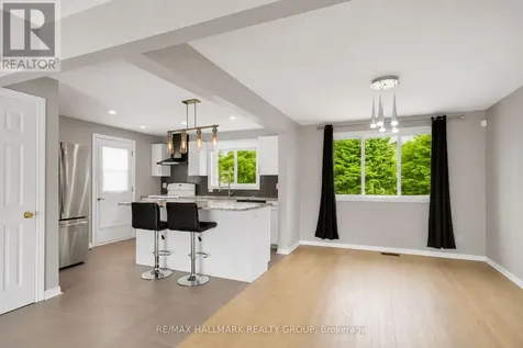 13 Coolspring Crescent Ottawa ON K2E 7M7
