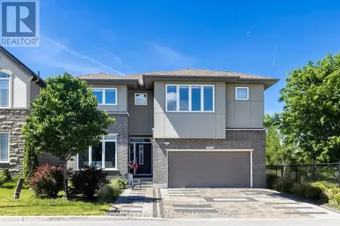 512 Breccia Heights Ottawa ON K2T 0L6