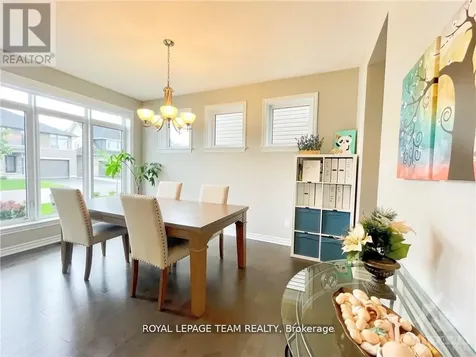512 Breccia Heights Ottawa ON K2T 0L6