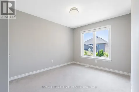 512 Breccia Heights Ottawa ON K2T 0L6