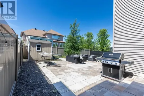 512 Breccia Heights Ottawa ON K2T 0L6