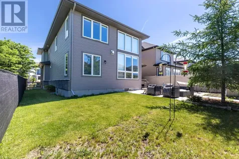 512 Breccia Heights Ottawa ON K2T 0L6