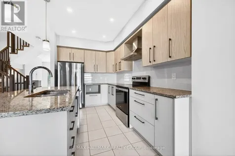 720 Miikana Road Ottawa ON K1X 0H7