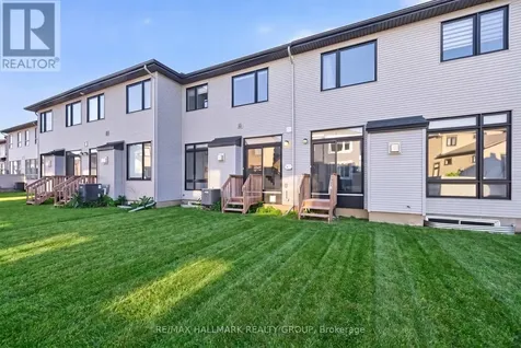 720 Miikana Road Ottawa ON K1X 0H7