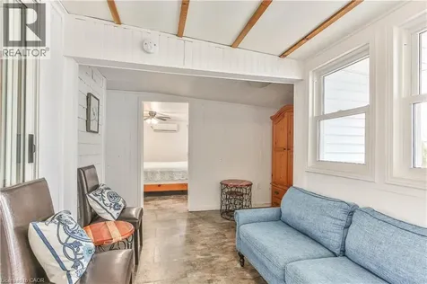 7 Willow Avenue Long Point ON N0E 1M0