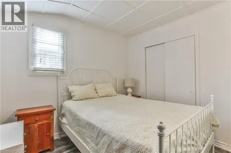 7 Willow Avenue Long Point ON N0E 1M0