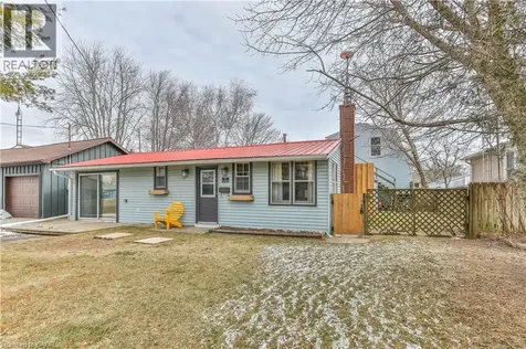 7 Willow Avenue Long Point ON N0E 1M0