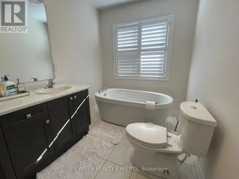 17 Stonehill Avenue Kitchener ON N2R 0N9