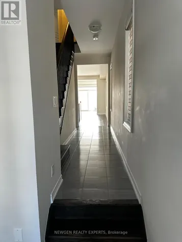 17 Stonehill Avenue Kitchener ON N2R 0N9