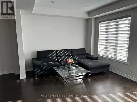 17 Stonehill Avenue Kitchener ON N2R 0N9