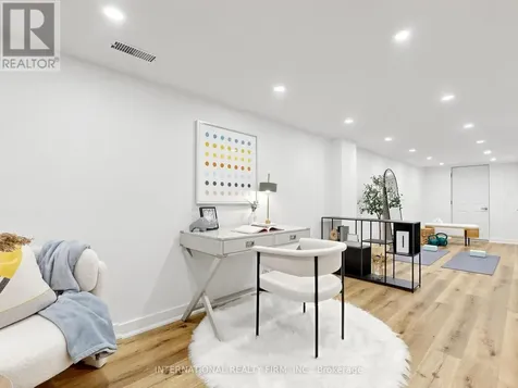 147 Dariole Drive Richmond Hill ON L4E 0Y9