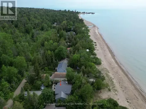 803 Victoria Road Huron-kinloss ON N0G 2R0