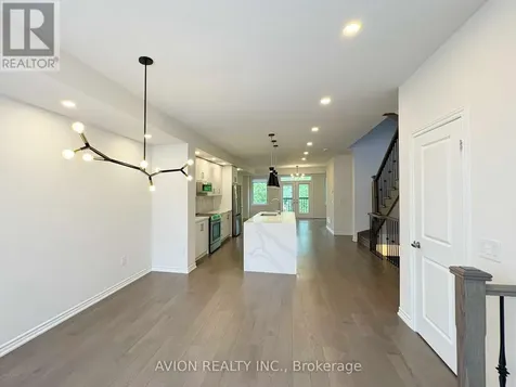 74 Puisaya Drive Richmond Hill ON L4E 1A2