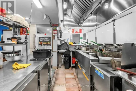 19-21 Brock Street West Uxbridge ON L9P 1P6