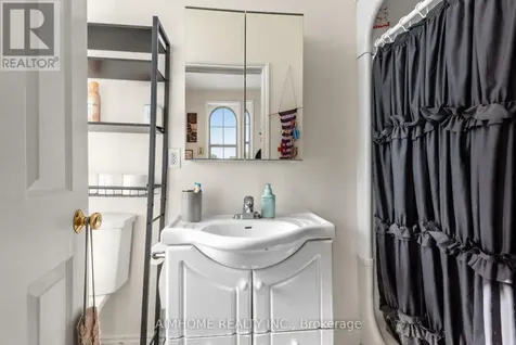 19-21 Brock Street West Uxbridge ON L9P 1P6