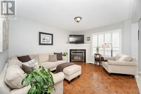 910 Oaktree Crescent Newmarket (summerhill Estates) ON L3X 2Z1