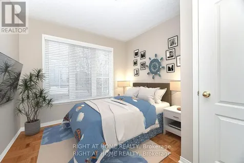 910 Oaktree Crescent Newmarket (summerhill Estates) ON L3X 2Z1