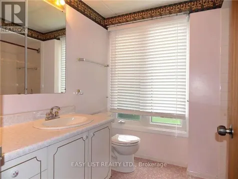 3288 Clearwater Crescent Ottawa ON K1V 7S2