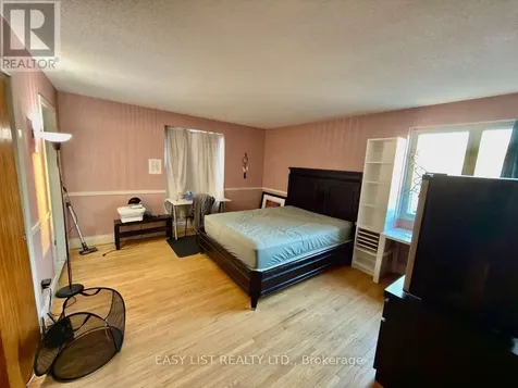 3288 Clearwater Crescent Ottawa ON K1V 7S2