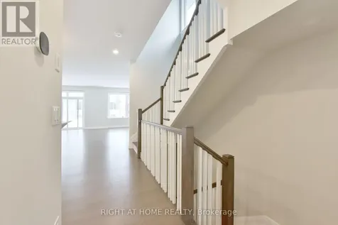 312 Wigwas Street Ottawa ON K1K 5A1
