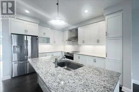 312 Wigwas Street Ottawa ON K1K 5A1