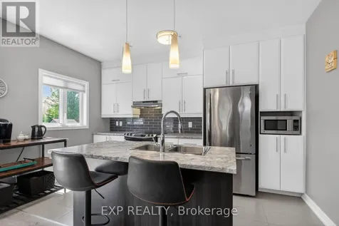 198 St. Malo Place Russell ON K0A 1W0