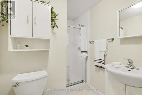 2-803 St Lawrence Street Prescott ON K0E 1T0