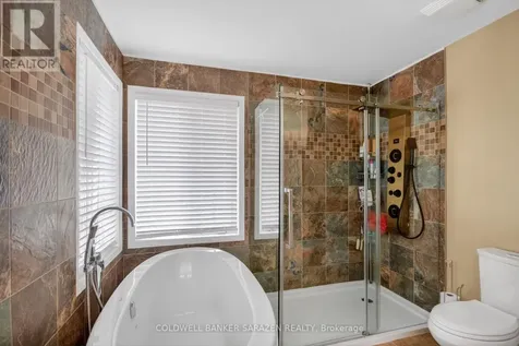 3 Castle Glen Crescent Ottawa ON K2L 4G9