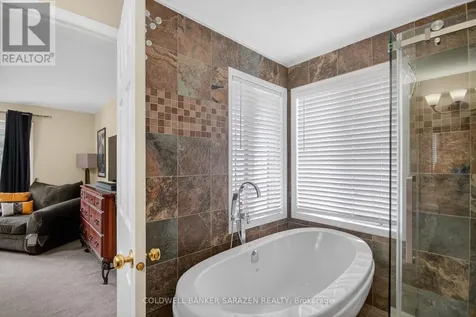 3 Castle Glen Crescent Ottawa ON K2L 4G9
