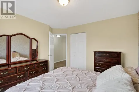 3 Castle Glen Crescent Ottawa ON K2L 4G9
