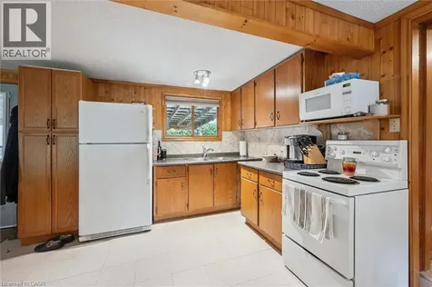 3 Hamilton Place Sauble Beach ON N0H 2G0