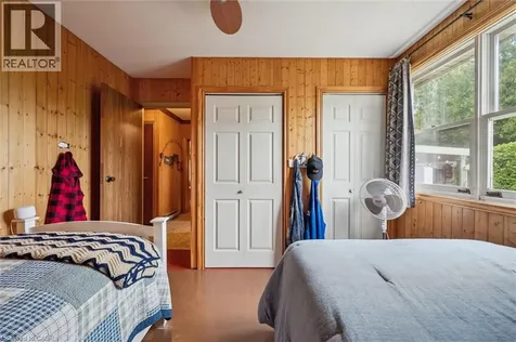 3 Hamilton Place Sauble Beach ON N0H 2G0