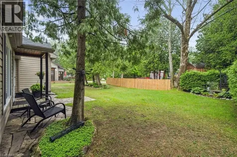 3 Hamilton Place Sauble Beach ON N0H 2G0