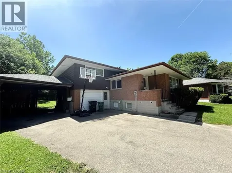 20 Cardill Crescent Waterloo ON N2L 3Y6