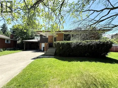 20 Cardill Crescent Waterloo ON N2L 3Y6