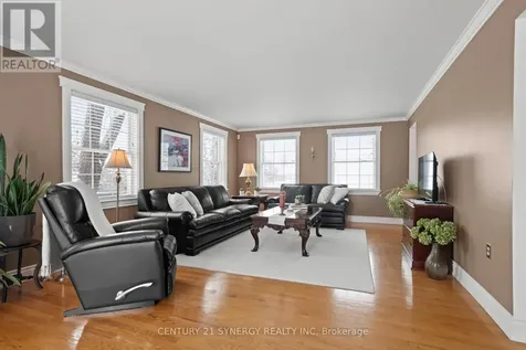 183 Hamilton Road Russell ON K4R 1E5