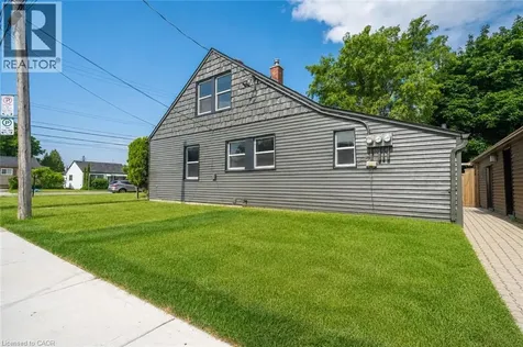 19 Munn Street Hamilton ON L8V 1J8