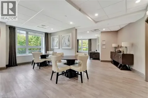 125 Shoreview Place Stoney Creek ON L8E 0K3